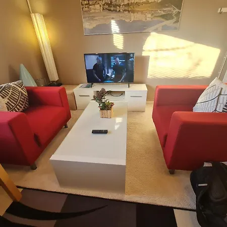 Lonely Planet 2 アパート *